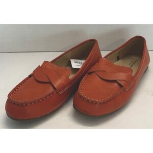 NWT St John's Bay Women's 7.5 Wide Loafers Driving Shoes Memory Foam Rust Orange